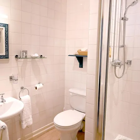 Orchard Club - Newton House Hotel
