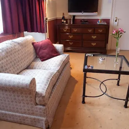 Orchard Club - Newton House Knaresborough