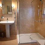 Orchard Club 4*