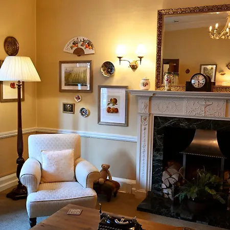 Orchard Club - Newton House
