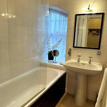 Otel Orchard Club - Newton House Knaresborough